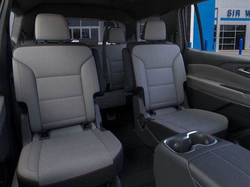 New 2026 Chevrolet Traverse LT image 18