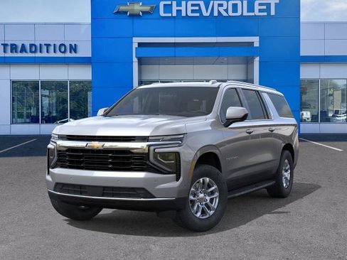 New 2026 Chevrolet Suburban LS w/ Max Trailering Package AWD/4WD image 6