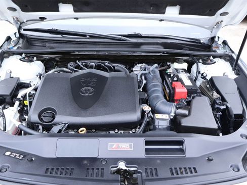 Used 2021 Toyota Avalon TRD image 9