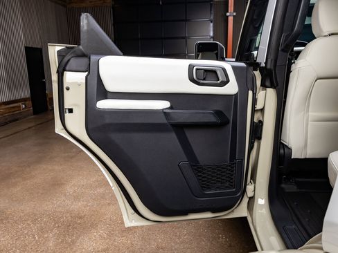 Used 2026 Ford Bronco Heritage Edition AWD/4WD image 37