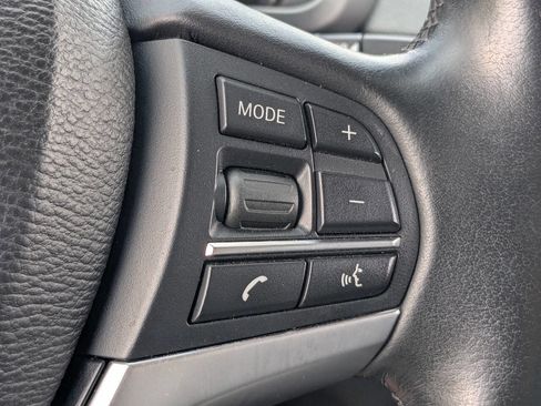 Used 2016 BMW X5 xDrive40e image 32