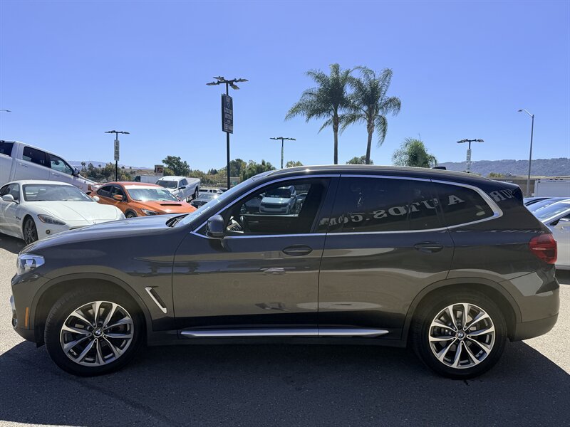 Used 2019 BMW X3 xDrive30i w/ Driving Assistance Package AWD/4WD image 4