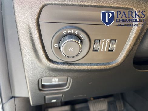 Used 2023 Jeep Grand Cherokee L Summit w/ Advanced Protech Group IV AWD/4WD image 22