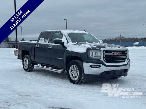Used 2017 GMC Sierra 1500 SLE w/ SLE Value Package image 9