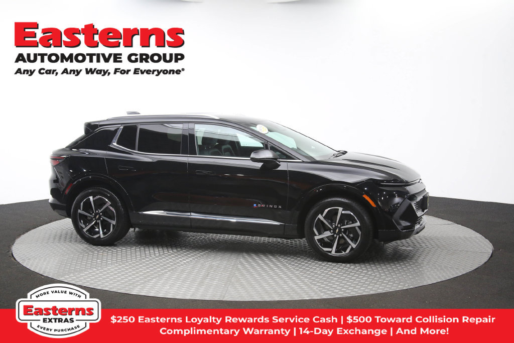 Used 2024 Chevrolet Equinox EV LT w/ LPO, All-Weather Mat Package FWD image 46