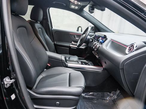 Used 2025 Mercedes-Benz GLA 250 image 18