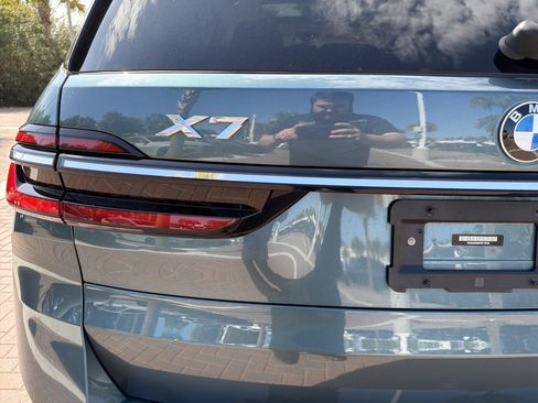 Used 2023 BMW X7 xDrive40i image 38