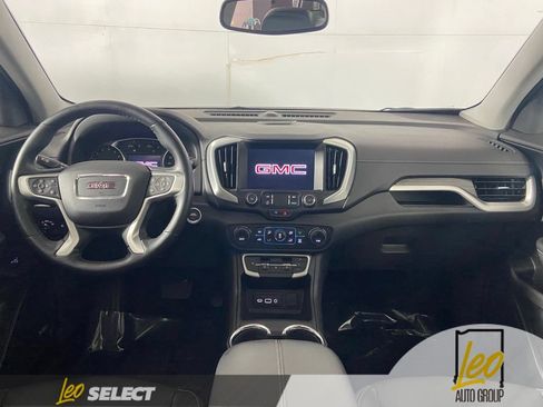 Used 2023 GMC Terrain SLT w/ Infotainment Package II AWD/4WD image 19