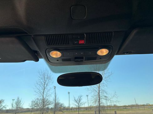 Used 2015 Volkswagen Beetle 1.8T image 18