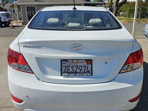 Used 2014 Hyundai Accent GLS FWD image 5