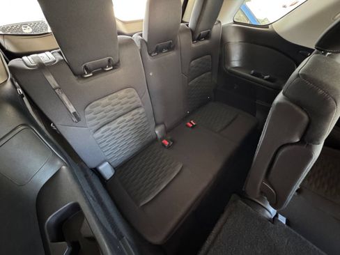 Used 2025 Nissan Pathfinder SV AWD/4WD image 26