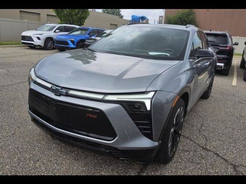 Used 2025 Chevrolet Blazer EV RS AWD/4WD image 1
