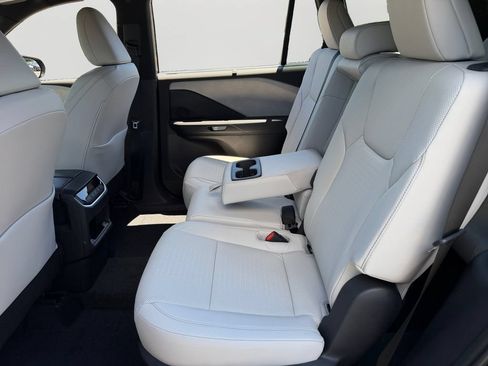 New 2026 Lexus TX 350 AWD image 9