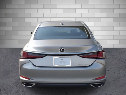 Used 2021 Lexus ES 350 Base w/ Premium Package image 4