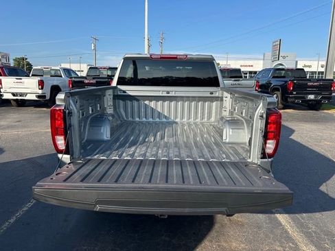 New 2025 GMC Sierra 1500 Elevation image 34