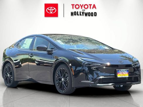 New 2026 Toyota Prius FWD image 1