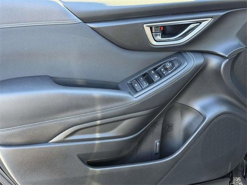 Used 2021 Subaru Forester Premium image 11