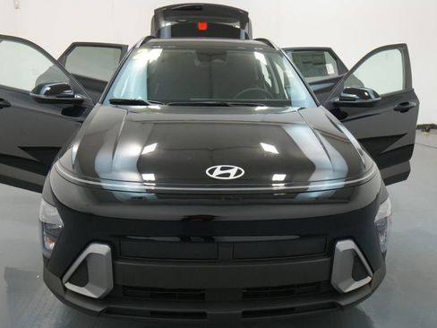 New 2025 Hyundai Kona SEL image 38