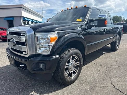 Used 2016 Ford F250 Platinum AWD/4WD image 2