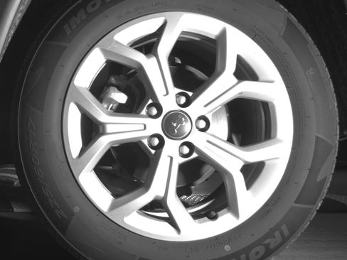 Used 2025 Jeep Compass Latitude image 14