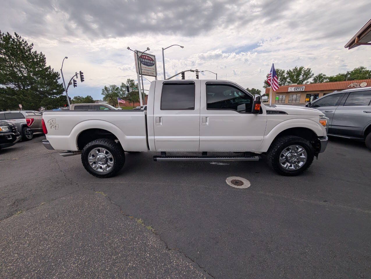 Used 2014 Ford F350 Lariat w/ Lariat Ultimate Package AWD/4WD image 8