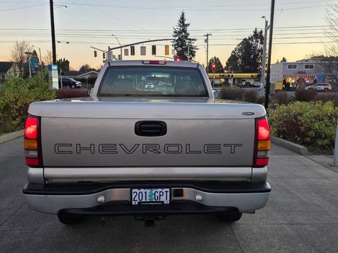 Used 2001 Chevrolet Silverado 1500 4x4 Regular Cab w/ Firm Ride Suspension Pkg image 6