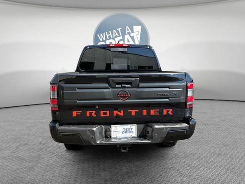 Used 2025 Nissan Frontier PRO-4X w/ Pro Convenience Package AWD/4WD image 5