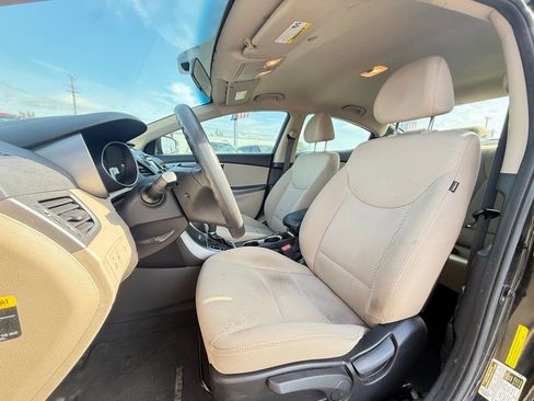 Used 2014 Hyundai Elantra SE w/ Option Group 02 image 21