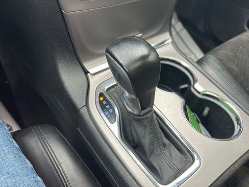 Used 2018 Jeep Grand Cherokee Altitude image 28