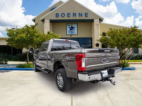 Used 2019 Ford F250 Lariat image 3