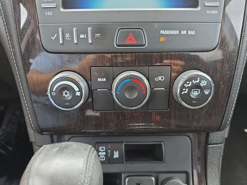 Used 2016 Chevrolet Traverse LT FWD image 26