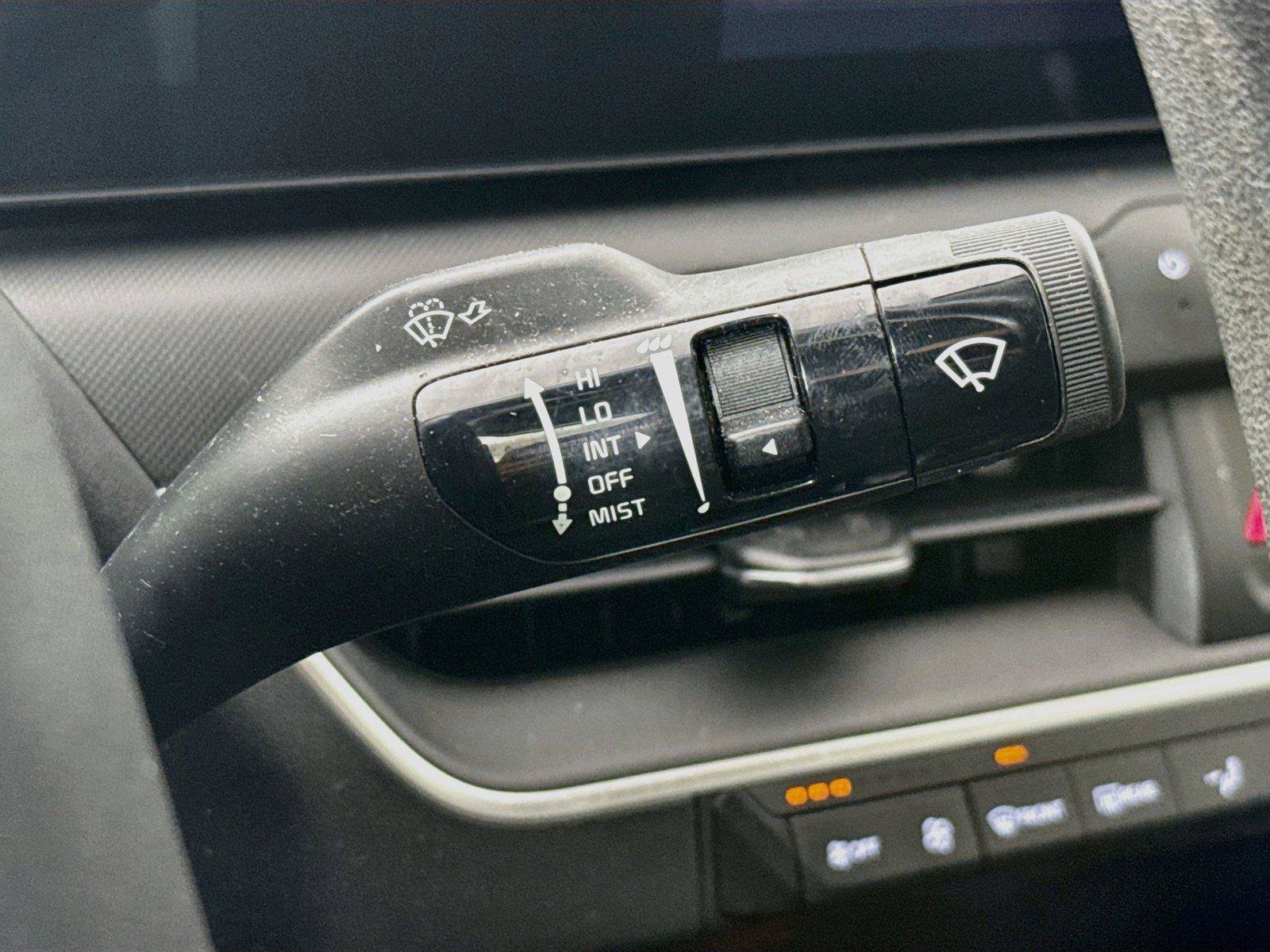 Used 2025 Kia K4 FWD image 11