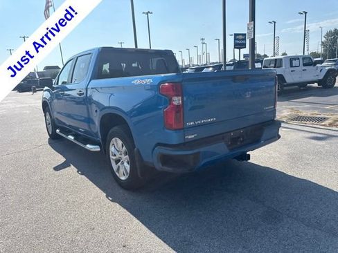 Used 2023 Chevrolet Silverado 1500 Custom AWD/4WD image 5