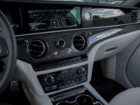 New 2025 Rolls-Royce Spectre Black Badge image 30