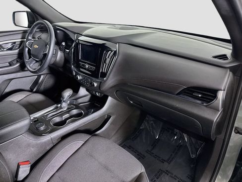 Used 2023 Chevrolet Traverse LT FWD image 28