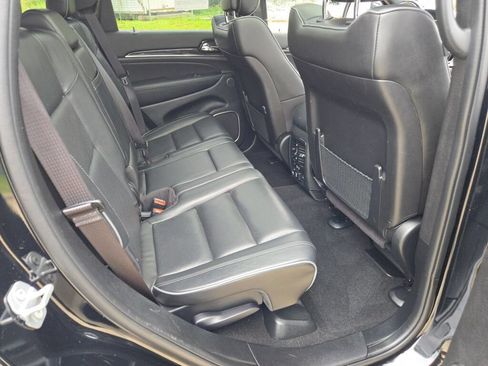 Used 2021 Jeep Grand Cherokee Overland AWD/4WD image 11