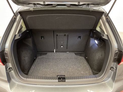 Used 2024 Volkswagen Taos SE image 23