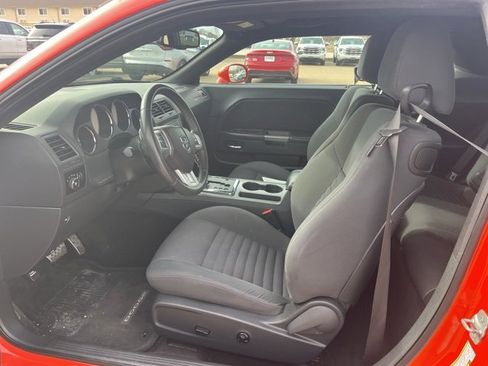 Used 2013 Dodge Challenger R/T w/ Electronics Convenience Group image 10