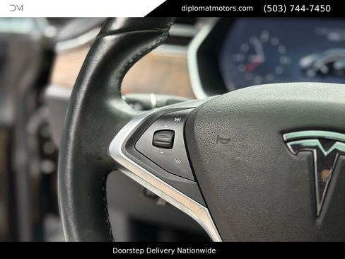 Used 2017 Tesla Model X 100D image 29