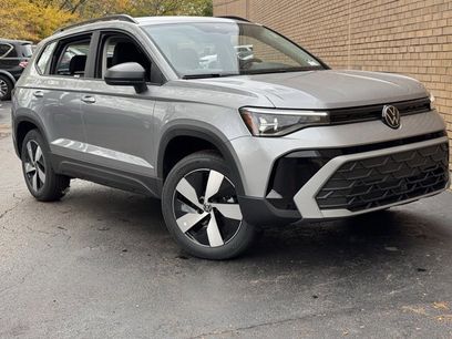 New 2025 Volkswagen Taos S