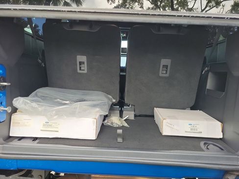 Used 2022 Ford Bronco Wildtrak AWD/4WD image 9