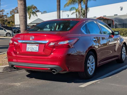 Used 2018 Nissan Altima 2.5 S image 3