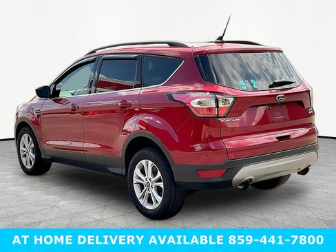 Used 2018 Ford Escape SEL AWD/4WD image 4