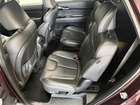 Used 2021 Hyundai Palisade Limited FWD image 33