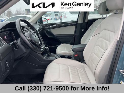 Used 2019 Volkswagen Tiguan SEL Premium image 40