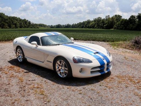 Used 2006 Dodge Viper SRT-10 w/ VOI9 Edition RWD image 5