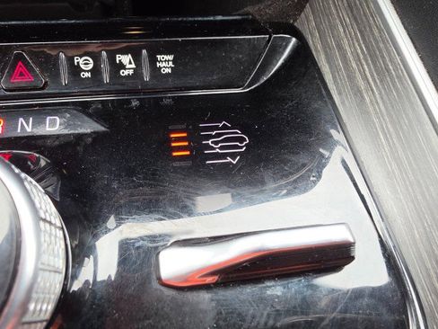 Used 2023 Jeep Wagoneer Series III w/ Convenience Group I image 48