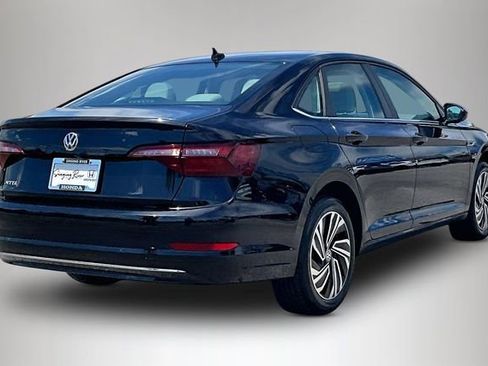 Used 2020 Volkswagen Jetta SEL FWD image 5