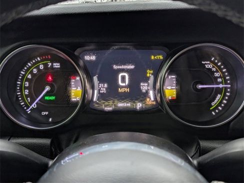 Used 2021 Jeep Wrangler Unlimited Sahara w/ Safety Group image 18