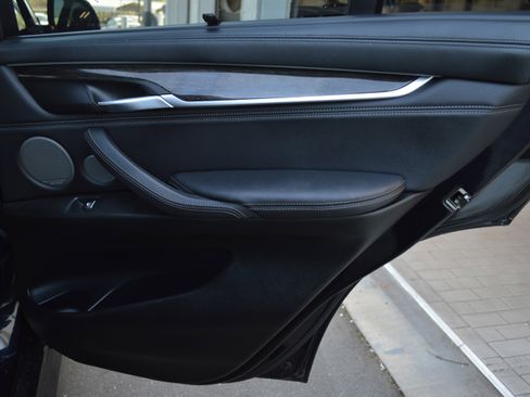 Used 2018 BMW X5 xDrive50i image 31